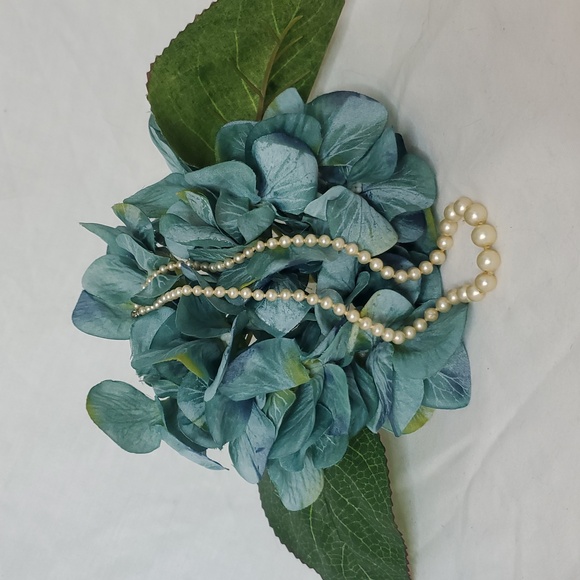 Pearl Choker - Picture 3 of 4